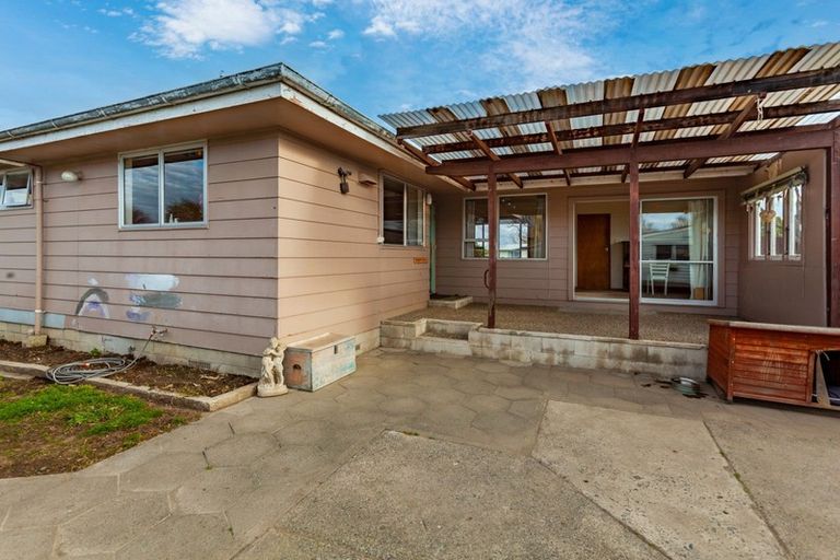 Photo of property in 20 Columbus Crescent, Flaxmere, Hastings, 4120