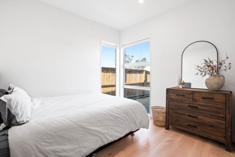 Photo of property in 22 Puhikawa Street, Massey, Auckland, 0614