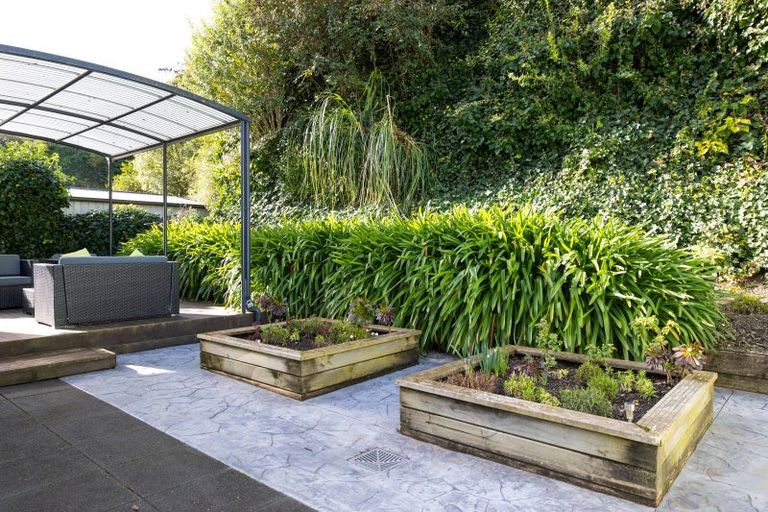 Photo of property in 131 Shakespeare Road, Bluff Hill, Napier, 4110