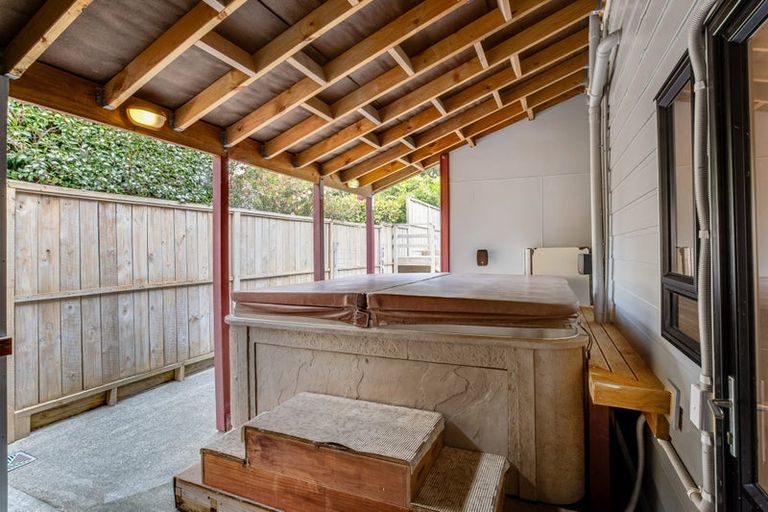 Photo of property in 14 Bowman Place, Whitby, Porirua, 5024