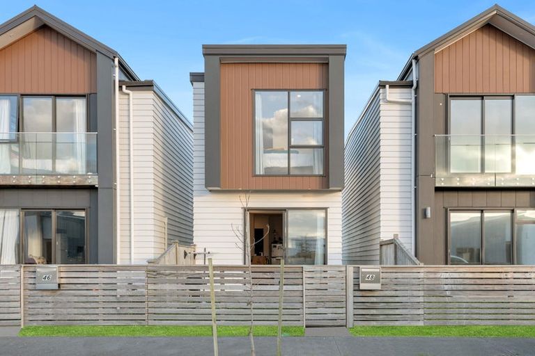 Photo of property in 48 Parahau Road, Papakura, 2110