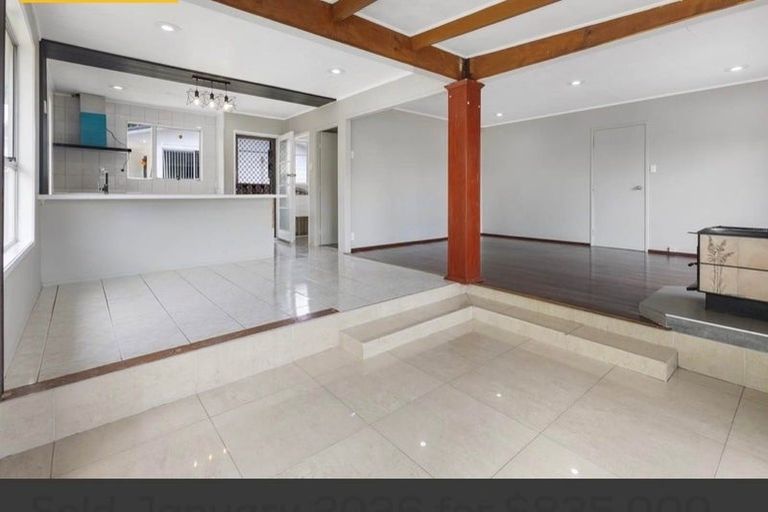 Photo of property in 66 Sikkim Crescent, Clover Park, Auckland, 2019