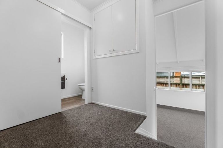 Photo of property in 54 Tuhikaramea Road, Dinsdale, Hamilton, 3204