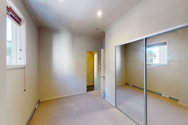 Photo of property in Atrium Towers, 9g/154 The Terrace, Wellington Central, Wellington, 6011