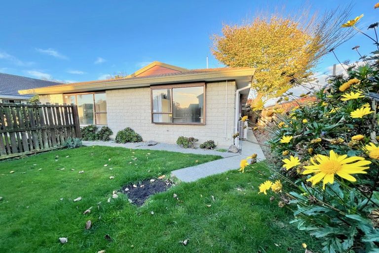 Photo of property in 1/292 Greers Road, Bishopdale, Christchurch, 8053