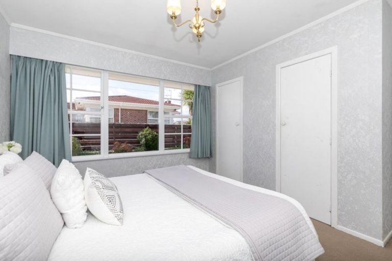 Photo of property in 24 Howell Avenue, Riverlea, Hamilton, 3216