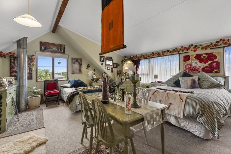 Photo of property in 18 Bell Street, Otaki, 5512