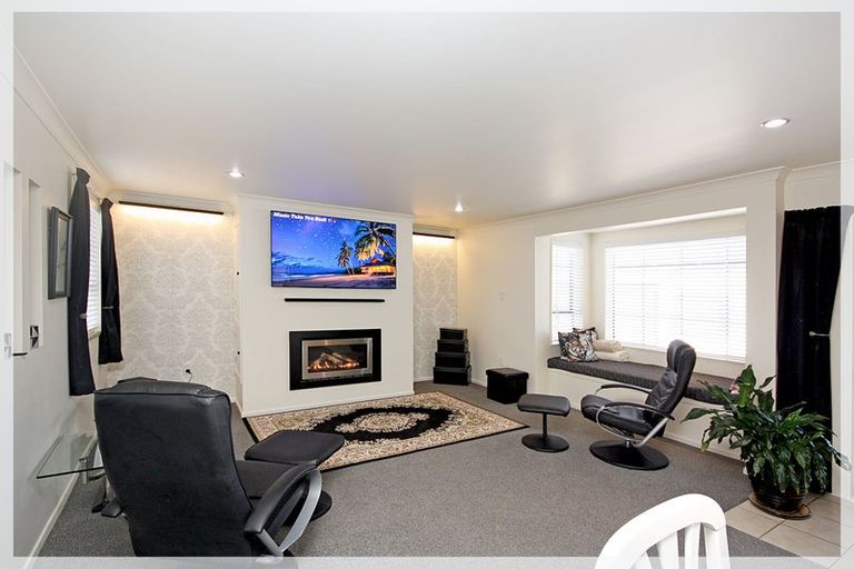 Photo of property in 24 Thomas Place, Foxton Beach, Foxton, 4815