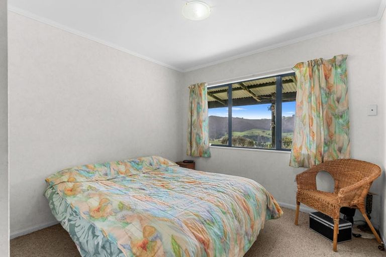 Photo of property in 627 Helmsdale Road, Waipu, 0582
