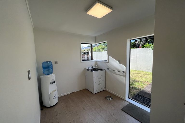 Photo of property in 11 Muritai Road, Milford, Auckland, 0620