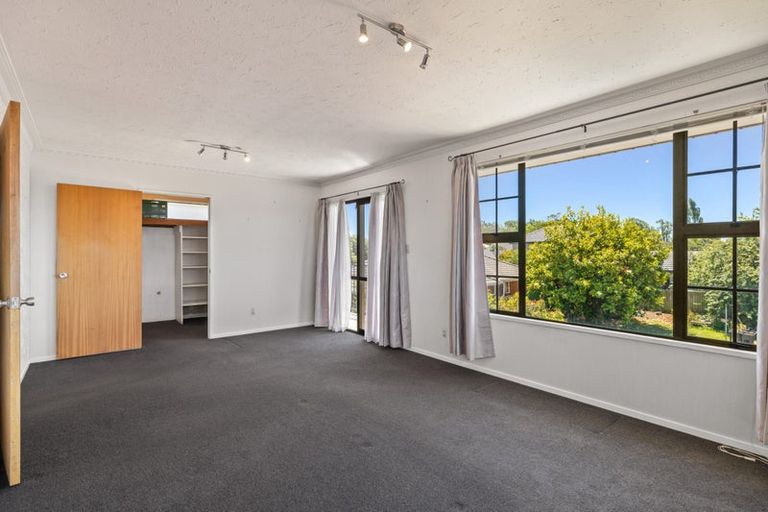 Photo of property in 49 Sturrocks Road, Redwood, Christchurch, 8051