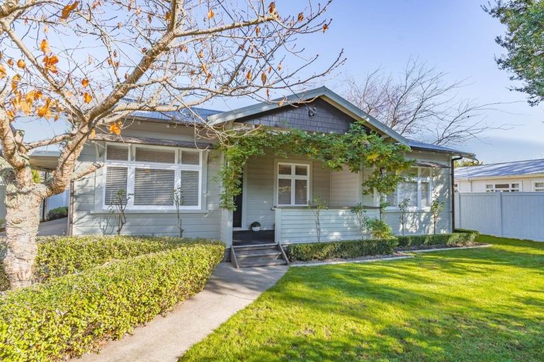 Photo of property in 10 Kuratawhiti Street, Greytown, 5712