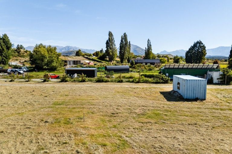 Photo of property in 43 Monteith Road, Albert Town, Wanaka, 9382