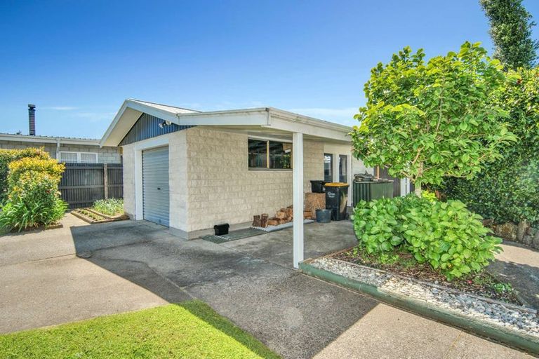 Photo of property in 11 Ballance Street, Westport, 7825