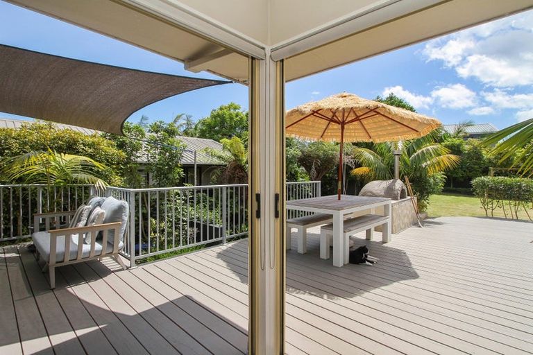 Photo of property in 27 Stella Drive, Clarks Beach, 2122