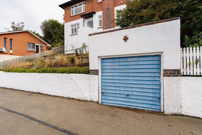 Photo of property in 104 Forbury Road, Saint Clair, Dunedin, 9012