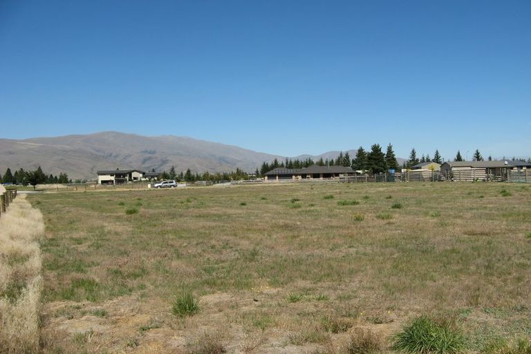 Photo of property in 10 The Drive, Twizel, 7999