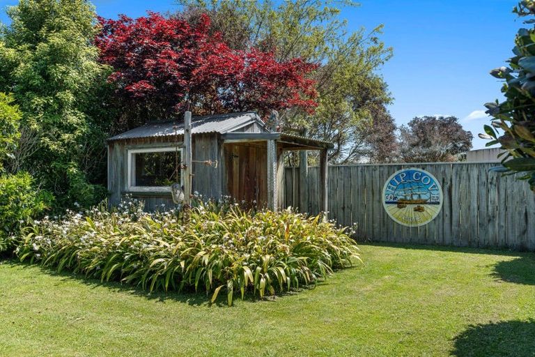 Photo of property in 9 Green Lane Road, Masterton, 5810