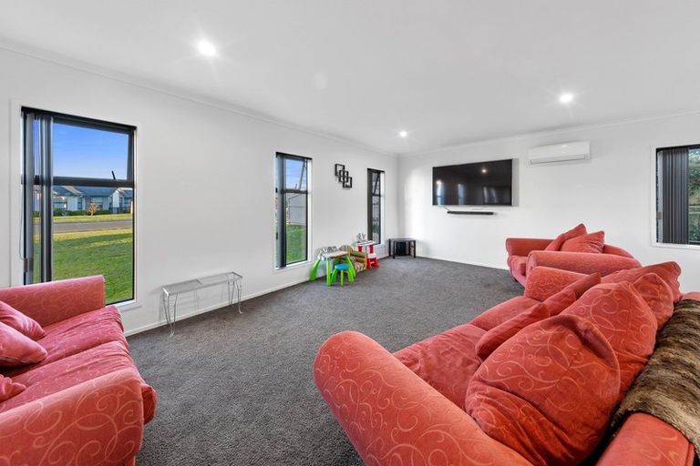 Photo of property in 120 Hillpark Drive, Pokeno, 2402