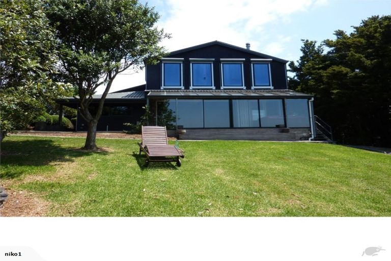 Photo of property in 92 Kiwi Bush Lane, Ngunguru, Whangarei, 0173