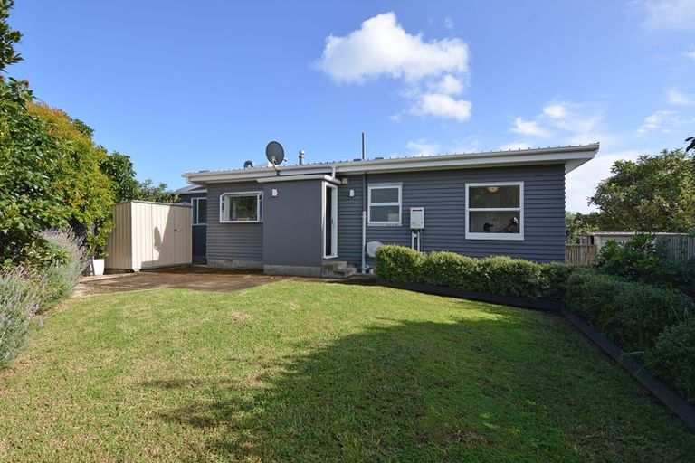 Photo of property in 1 Tainui Street, Raumati Beach, Paraparaumu, 5032