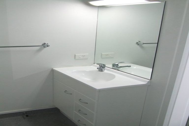 Photo of property in Orange Apartments/victoria Centr, 407/169 The Terrace, Wellington Central, Wellington, 6011