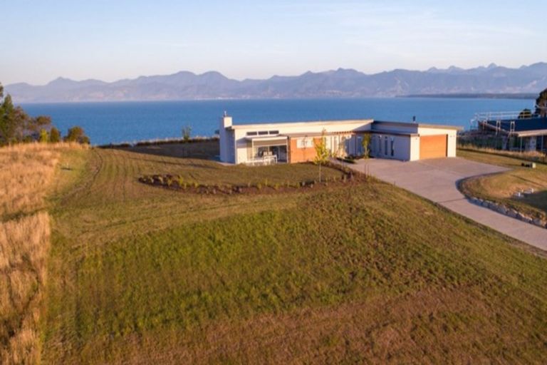 Photo of property in 11 Aporo Road, Ruby Bay, Upper Moutere, 7173