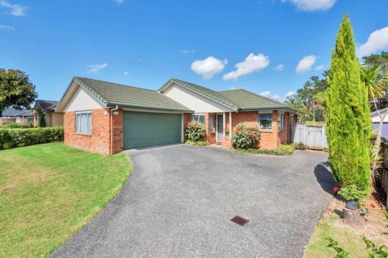 Photo of property in 81 Hillwell Drive, Henderson, Auckland, 0612