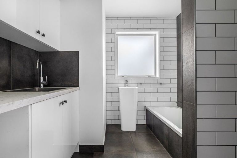 Photo of property in 1 Farm Road, Waihi Beach, 3611