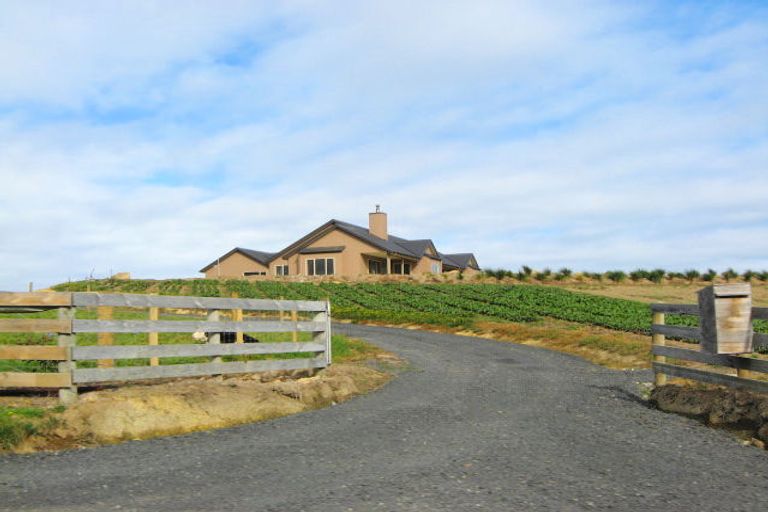 Photo of property in 12 Blackhead Road, Concord, Dunedin, 9018