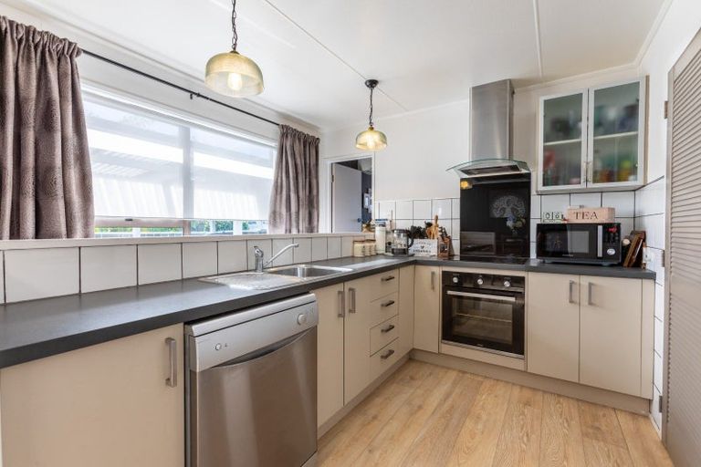 Photo of property in 63 Burgoyne Street, Woodville, 4920