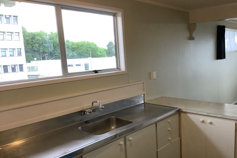 Photo of property in 8 Anzac Parade, Hamilton Central, Hamilton, 3204