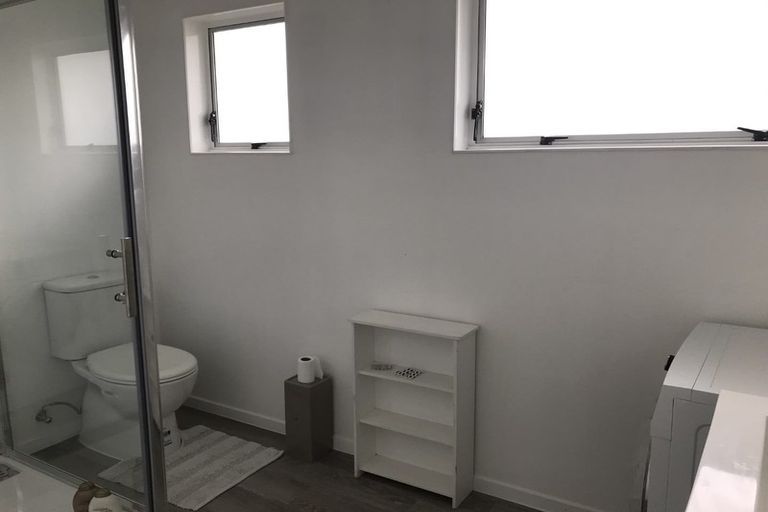 Photo of property in 352 Hardy Street, Nelson, 7010