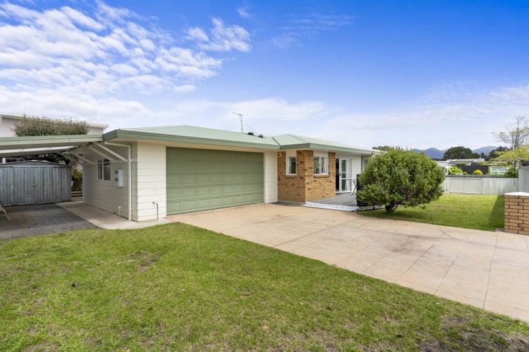 Photo of property in 423 Achilles Avenue, Whangamata, 3620
