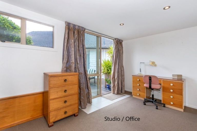 Photo of property in 33 Stackhouse Avenue, Bishopdale, Christchurch, 8053