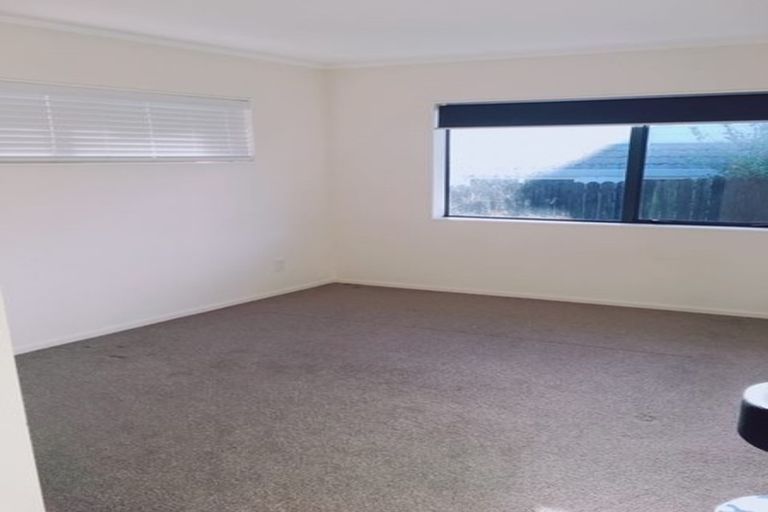 Photo of property in 37 Rochester Crescent, Somerville, Auckland, 2014