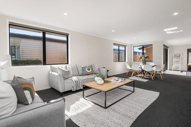 Photo of property in 22 Meyer Crescent, Halswell, Christchurch, 8025