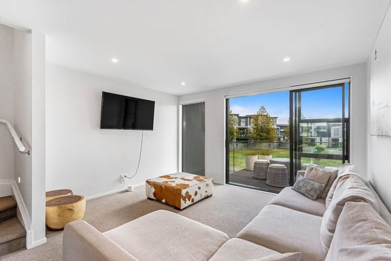 Photo of property in 6 Pottery Crescent, Hobsonville, Auckland, 0618