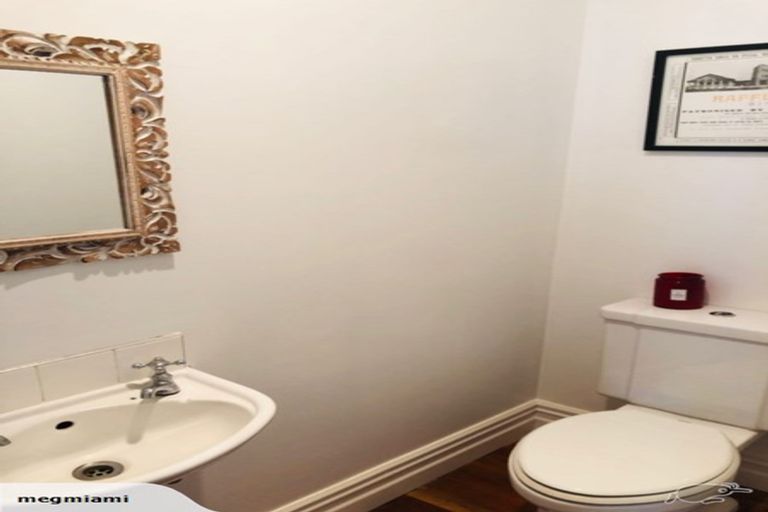 Photo of property in 23 Kowhai Street, Helensville, 0800