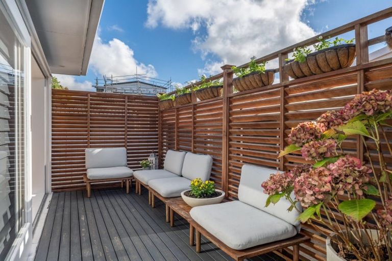 Photo of property in 29 Aurea Avenue, Pakuranga, Auckland, 2010