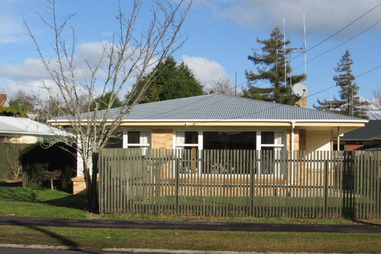 Photo of property in 40 Edinburgh Road, Hillcrest, Hamilton, 3216