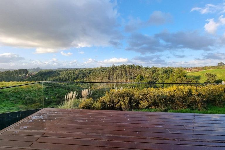 Photo of property in 13 Grand Ridge Avenue, Flat Bush, Auckland, 2019