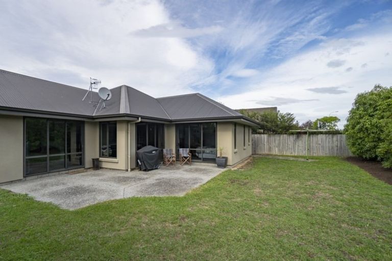 Photo of property in 17 Cambelldon Crescent, Stoke, Nelson, 7011