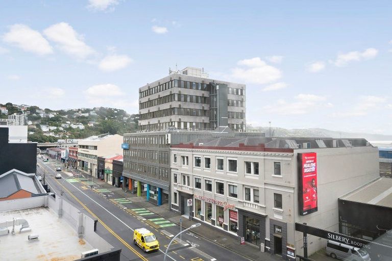 Photo of property in Quantum On Thorndon Quay, 4/163a Thorndon Quay, Pipitea, Wellington, 6011