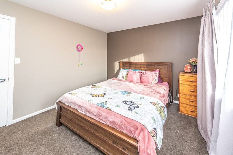 Photo of property in 16 Waharua Place, Tawhero, Whanganui, 4501