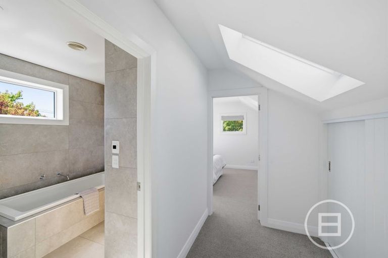 Photo of property in 22 Tomes Road, St Albans, Christchurch, 8052