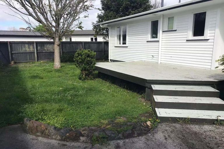 Photo of property in 60 Southsea Crescent, Silverdale, Hamilton, 3216