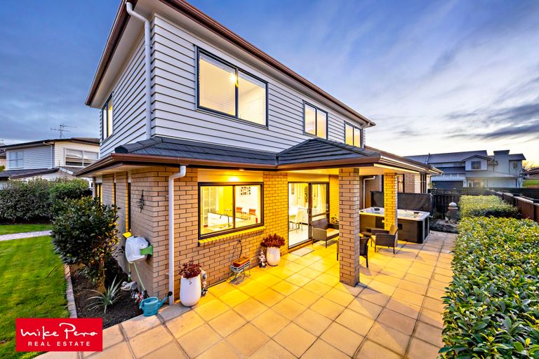 Photo of property in 14 Lake Drive, Karaka, Papakura, 2113