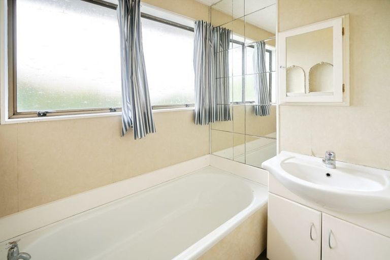 Photo of property in 11 Channel Place, Aranui, Christchurch, 8061