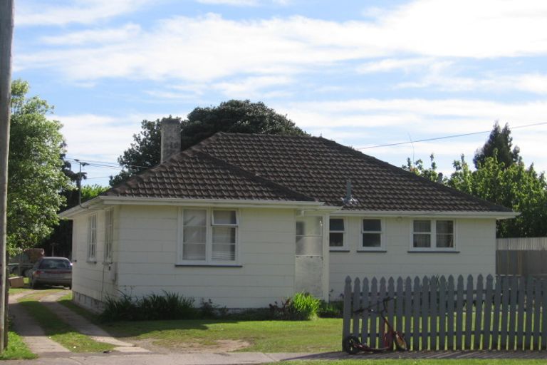 Photo of property in 1 Karaka Street, Elgin, Gisborne, 4010